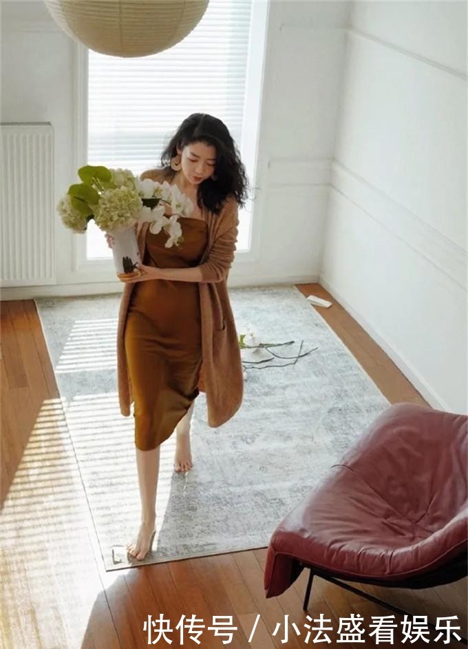 中年|女人到了中年,切忌穿这三种颜色,多穿另外三种,更能显白减龄