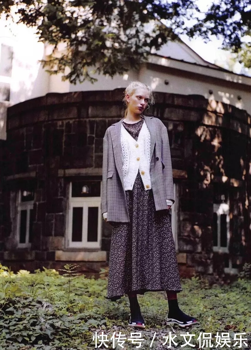 秋冬想要玩转叠穿层次感有这3件内搭你就比别人更时尚了