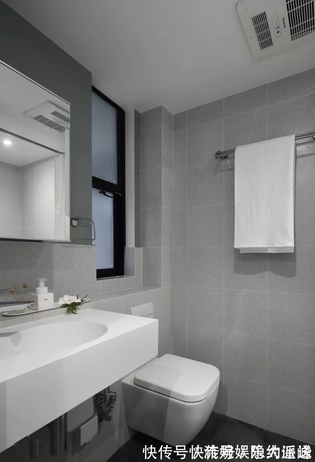 收纳|小户型要这么装,24㎡玄关秒变厨房和洗衣房,收纳翻倍方便实用!