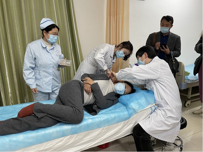 刘传玲|枣庄峄城区中医院到泰安市中医医院参观学习中医脏腑点穴特色疗法