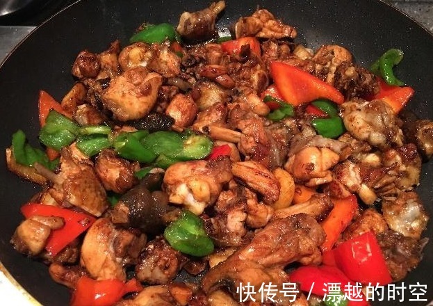 过节必备的几道菜，营养丰富，做法简单，全家都非常喜欢！