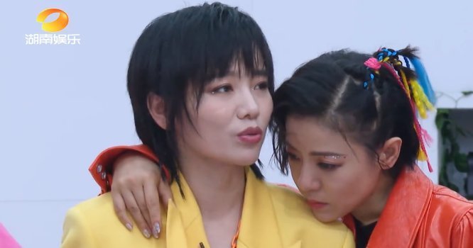 杜华|许飞首轮被淘汰,杜华当初提醒她跟张雨绮换组不无道理