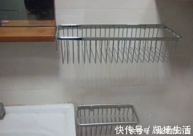 卫生间|原来卫生间瓷砖要这么钻才不会裂,怪不得我家瓷砖一钻就破裂!