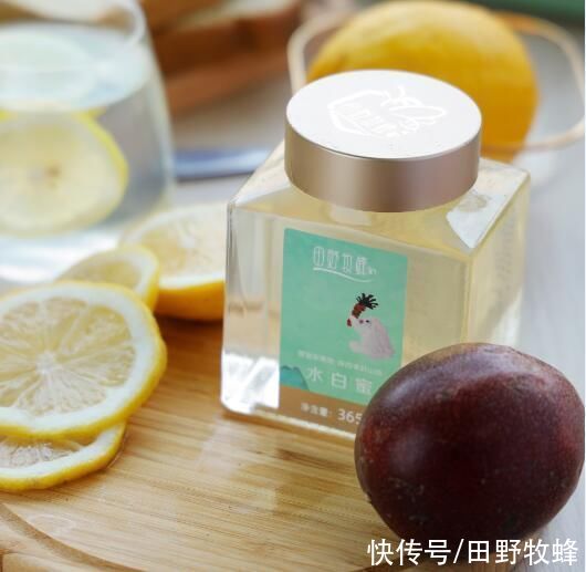 泡水|晒干的柠檬可以加蜂蜜吗？柠檬可以加蜂蜜泡水喝吗？