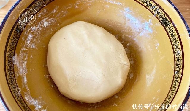 详细|五仁月饼做法来了,配方详细讲解,无难度,中秋自己在家都能做