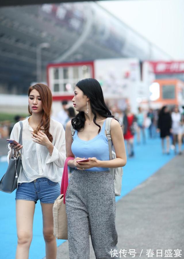 面料|清凉优雅的搭配,吊带衫配阔腿裤,清爽有气质,很难让人不爱