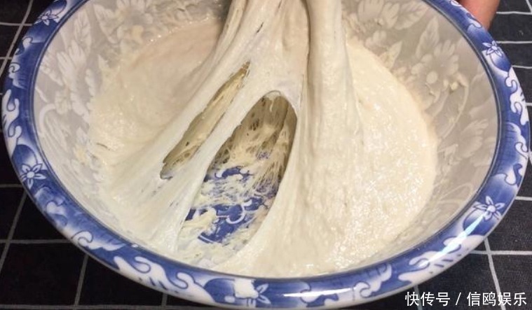  天冷爱吃这早餐，不揉面，比馒头更简单，比面包更软，松软咸香！