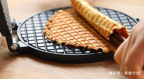 牛奶别总直接喝，在家轻松做特色美食，味道香醇可口，孩子的最爱