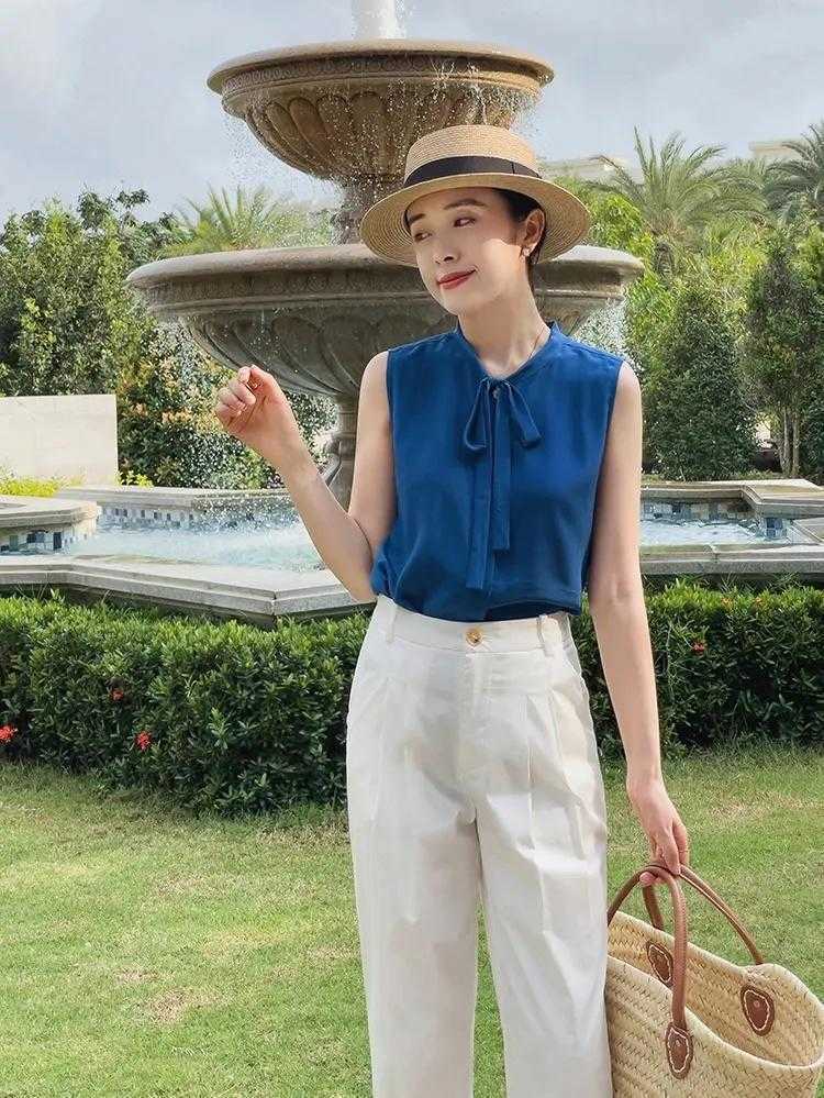 级别|堪称教科书级别的搭配,减龄又气质,40+的最佳搭配了