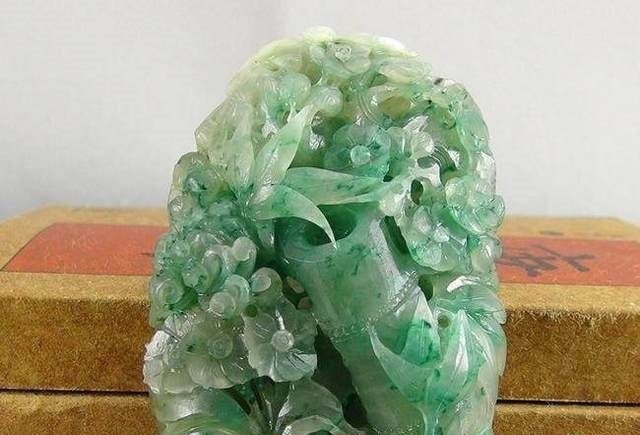 为何,从秦始皇一直到慈禧都只爱玉石,不爱黄金四大古玉告诉你