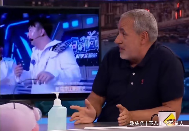 何炅|离开了滤镜的何炅长这样，《快本》抄袭被国外公开处刑，太丢人！