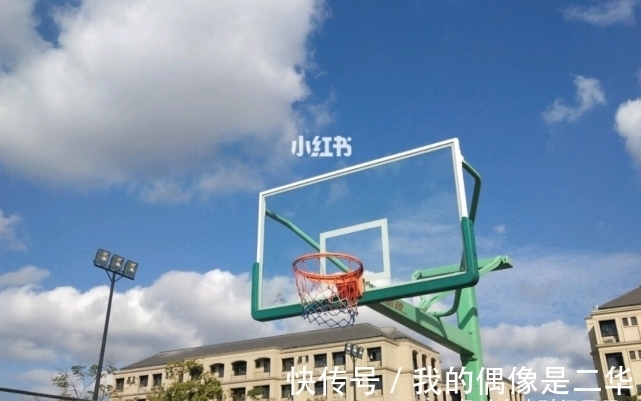 小红|赴美上市折戟，为“滤镜景点”发文道歉，小红书种草何时收割？