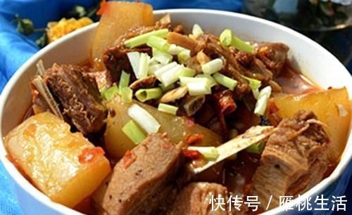 天一冷,我家最爱吃的几道炖菜,实惠又美味,吃完全身都舒服!