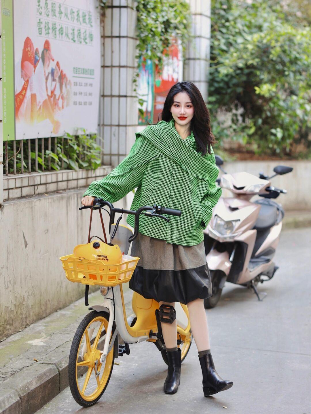 时髦 果然“毛呢外套”才是yyds,这样搭配保暖又舒适,普通人也能驾驭