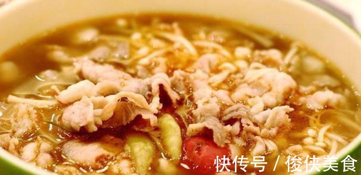 爆炒|美食看看炒鸡肉,酸汤金针菇肥牛,爆炒猪肝,鳕鱼四季豆的做法