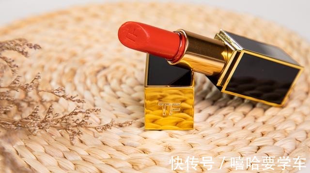 YSL 2021“断货王”口红排行，阿玛尼YSL上榜，到底谁最值得买！