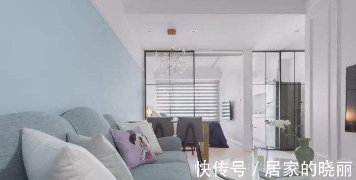 玻璃隔间|小公寓这样装效果惊人,小户型也不将就,拥有舒适的生活环境