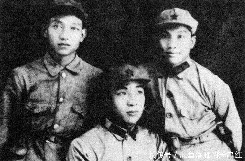 军长|红军军长被土匪打黑枪,建国后才知道,土匪还差点打死一位上将