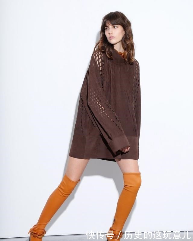 棕色 棕色鞋子怎么搭配好看配黄色清新时尚,配棕色大气高雅,都很美!