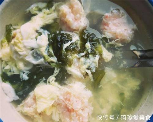 此菜是“钙中钙”，钙是鱼5倍，牛奶10倍，利于牙齿骨骼发育