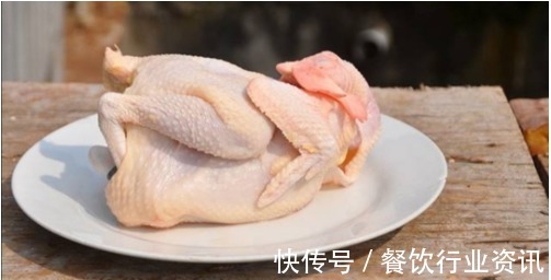 鸡皮|做了55年的豉油鸡，豉油不是重点！大厨教你正宗的做法，飘香百米