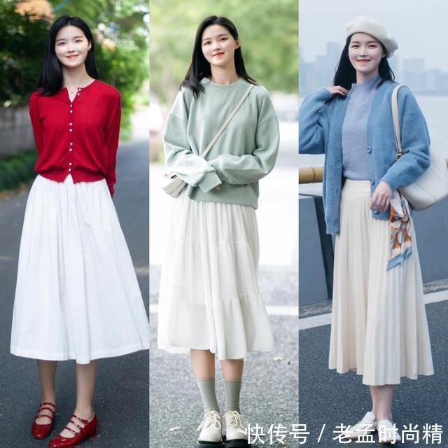 下半身|毛衣下面不一定搭裤子,今秋流行穿“毛衣+半身裙”,温柔显气质