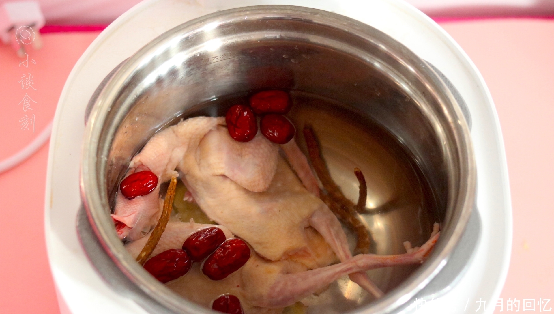 滋补|立冬后,烧鸡炒鸭都不如炖锅它,25元一只,瘦肉多肥肉少,特滋补