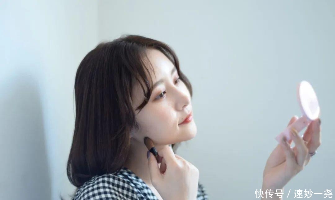 《mer》杂志模特自用的化妆品,不怕出错的元气自然妆有方向了