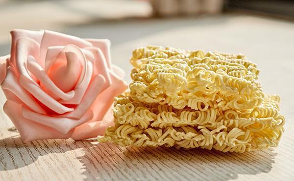 病毒|你的免疫力为什么别人差?可能是某些食物有关,看完本文就能懂了