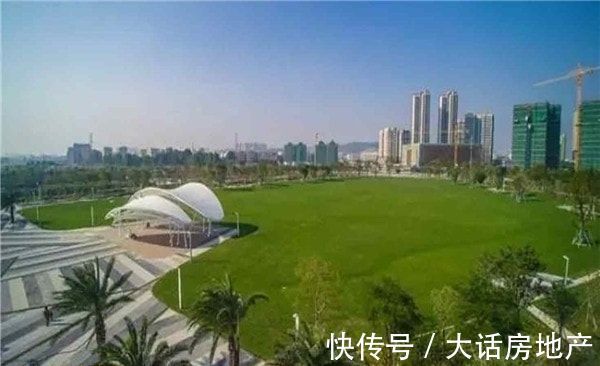 龙华|深圳龙华第一豪宅，全体业主请愿退房！开发商会怎么办？