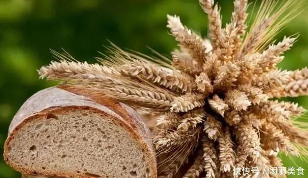 美容养颜|一个小动作，坚持不到6秒，说明早衰了，若能超过10秒，易长寿