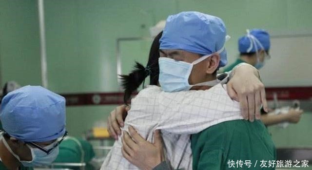 剖腹产|阴雨天,宝妈剖腹产伤疤痒得厉害,老公表现太暖心,网友嫁对了