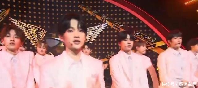 超级播进行时!新春潮乐会看快手解锁跨屏新玩法