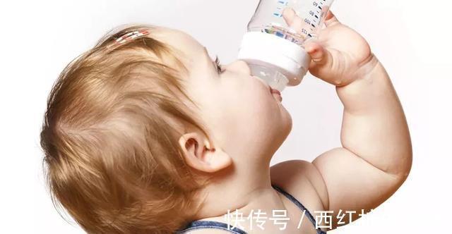 新手妈妈|宝宝应该吃多少奶?一个公式告诉你宝宝进奶量,科学喂养不盲从