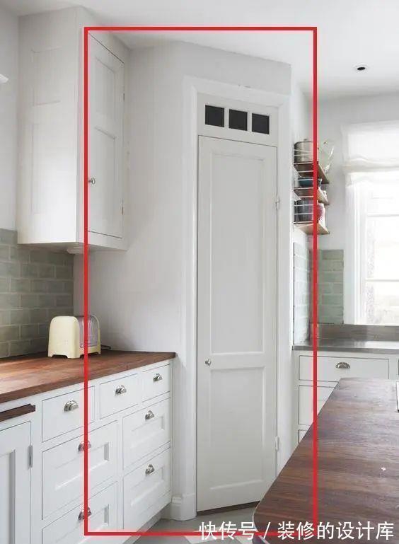 置物板|转角不打柜子,盖个1㎡杂物间,1个角落就能搞定你家杂物收纳难题