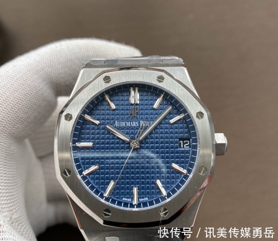八角形|被表友们称为“钢表之王”，爱彼皇家橡树15500，它真的配吗