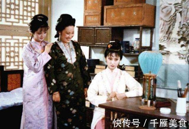 贾敏@红楼梦王家的家教,从3个女人能看出来,2人略识字另1人是文盲