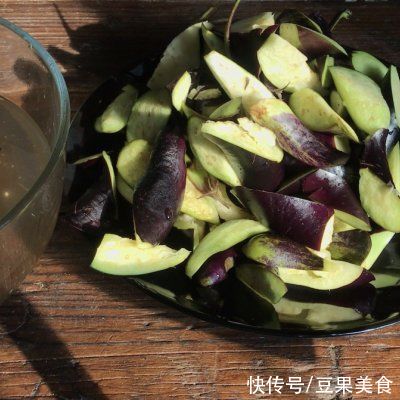 青椒|#夏日开胃餐#传统青椒炒茄子