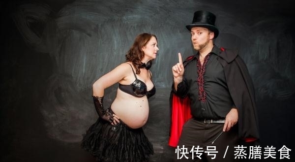 |搞笑父母拍了一组照片告知小孩:你们都是怎么来的!