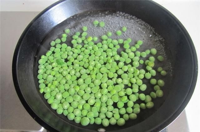 食用价值|最通便的蔬菜不是芹菜,是它,1周吃3次,排出宿便,大肚腩不见了