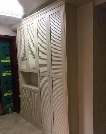 收纳|晒晒我的89㎡新房，请木工在窗户做一排柜子，邻居看了竟要效仿