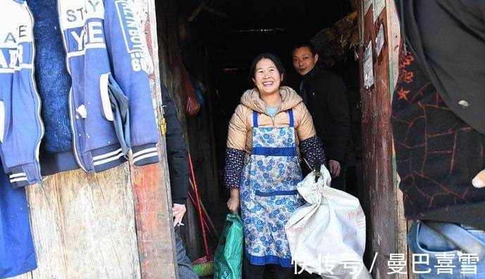 长大|32岁女子生下7个孩子,她说:等孩子们长大了,我就有好日子过