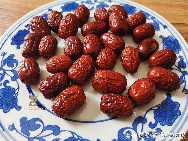 入秋后多吃红枣，买红枣，牢记“4不买”，摊主：从来不给家人吃