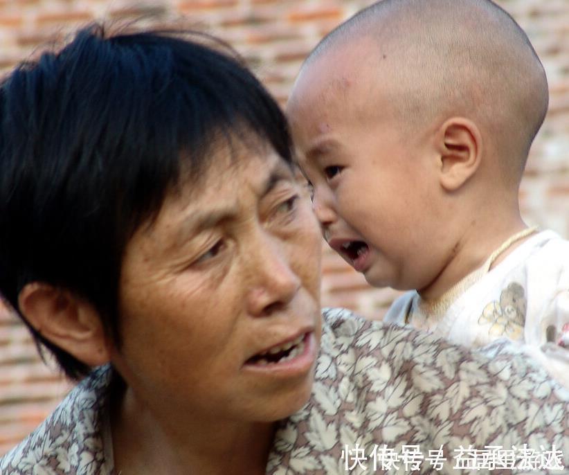 发育|8岁男孩缺钙不长个，父母不知，身体停止发育，医生：家长太疏忽