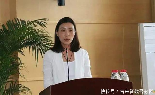 女王|快递女王陈小英：独自撑起百亿快递帝国，而后跨界卖伞，又赚百亿