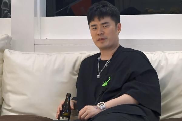 明星 明星录节目都遮纹身,陈赫却反着来,看清他胳膊上的东西,底气十足