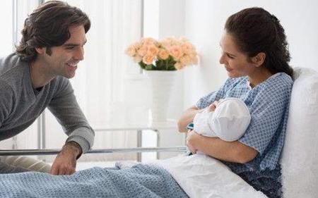 产后妈妈多和爸爸聊聊会豁然开朗哦