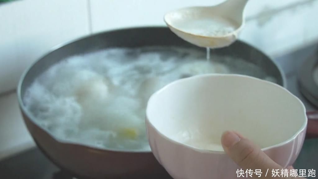 立秋之后贴秋膘，鸡胸肉不炒不炸不煲汤，麻辣美味不发胖，营养减脂两不误