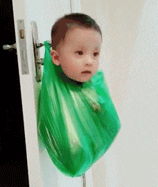 |搞笑GIF:听说怀孕了不能翘二郎腿,不然生出的孩子是这样的