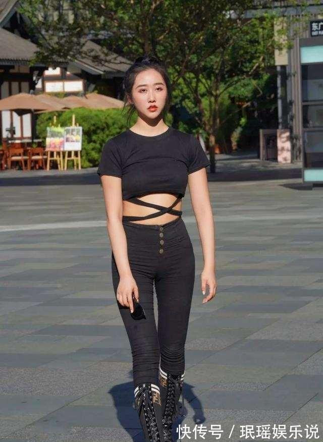 搭配 打底裤带来甜美气息,经典不过时,美感更突出